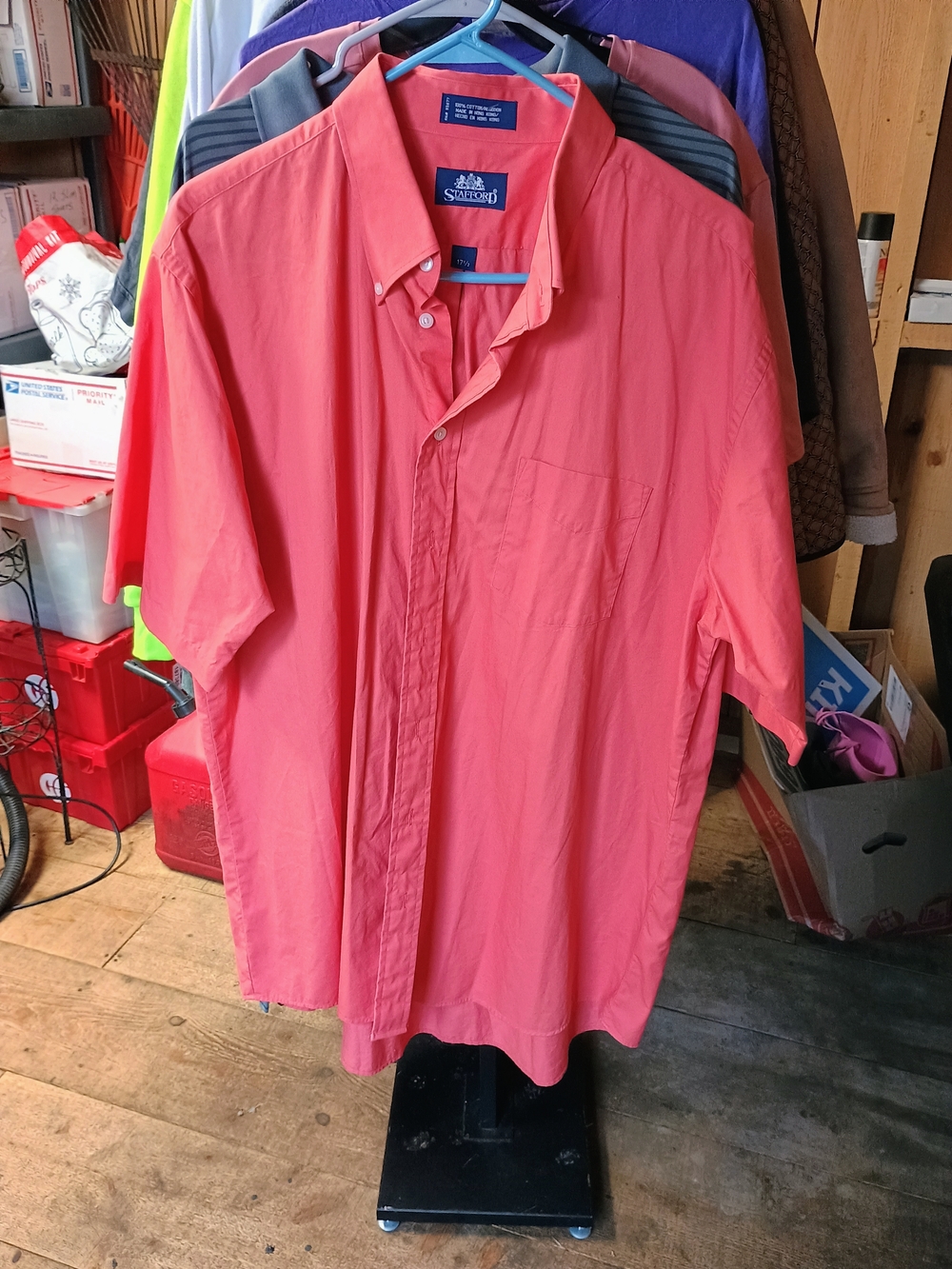 Stafford Coral Short-Sleeve Button-Down Shirt Bin 6